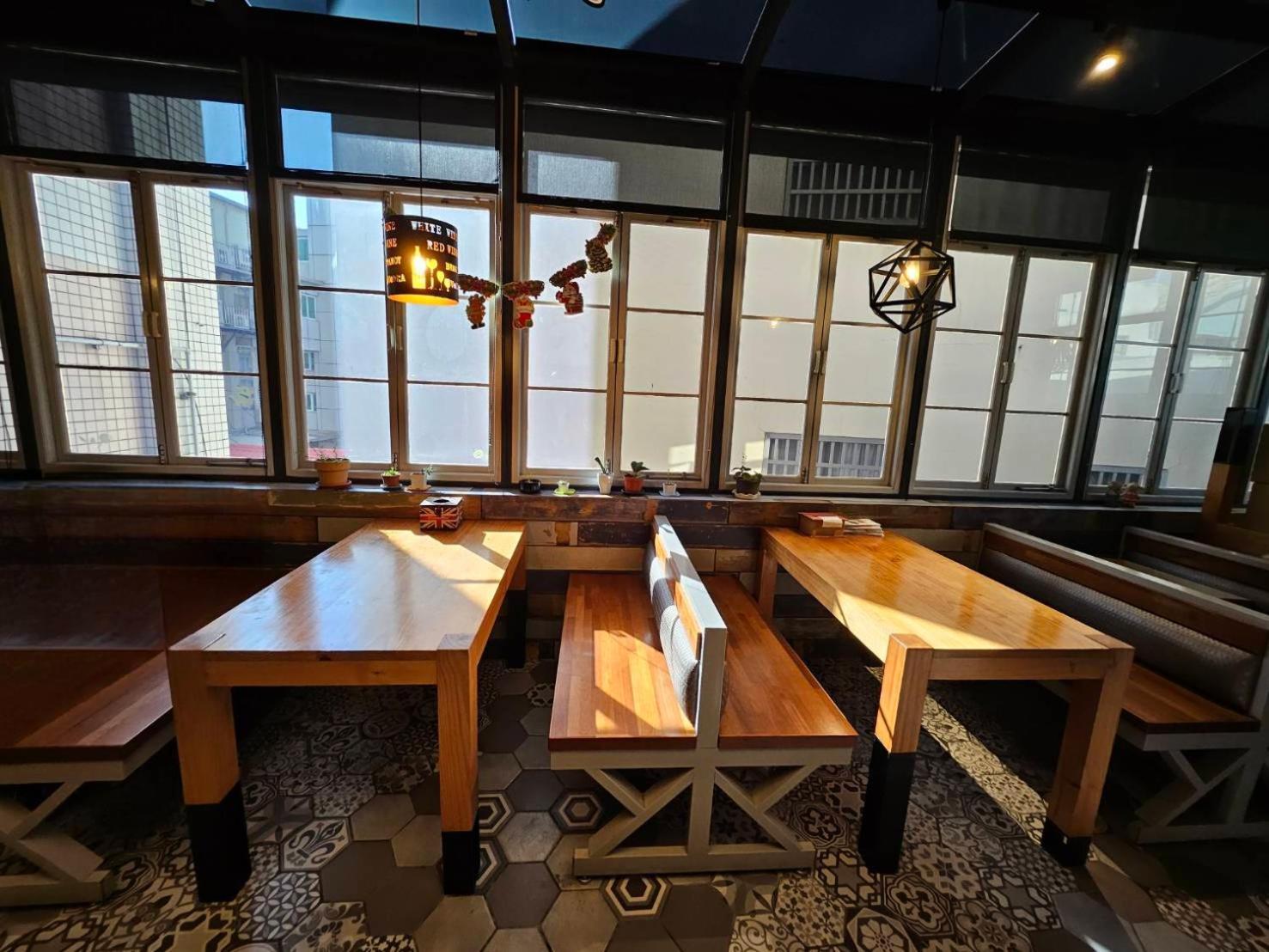 Sunrise Hotel Kota Chiayi Bagian luar foto